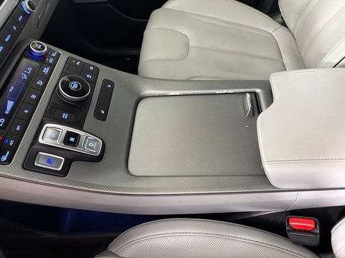 Used 2023 Hyundai Palisade SEL FWD image 34
