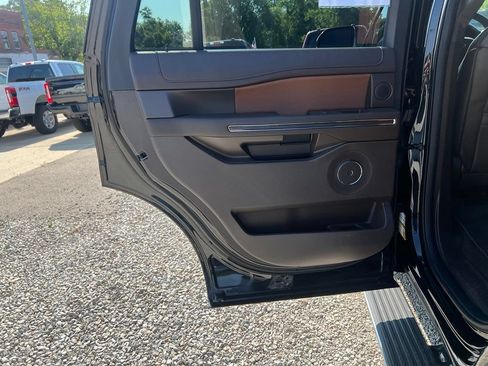 Used 2024 Ford Expedition King Ranch AWD/4WD image 16