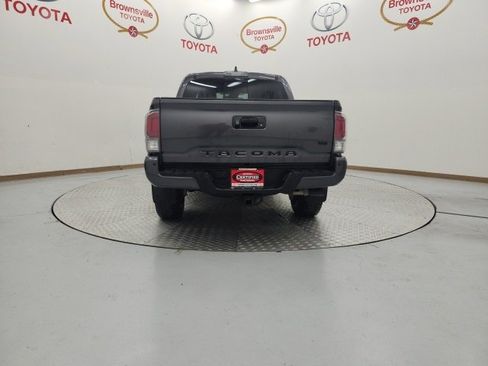 Used 2023 Toyota Tacoma TRD Off-Road image 7