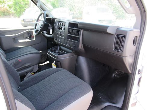 New 2026 GMC Savana 2500 w/ Safety Package RWD image 10