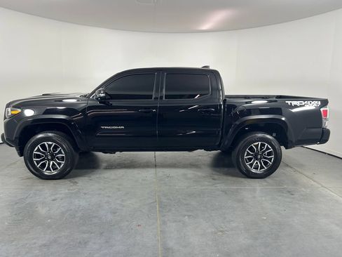 Used 2023 Toyota Tacoma TRD Sport AWD/4WD image 2