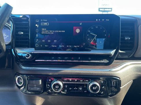 Used 2024 GMC Sierra 2500 SLT image 28