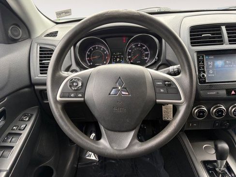 Used 2020 Mitsubishi Outlander Sport ES image 6