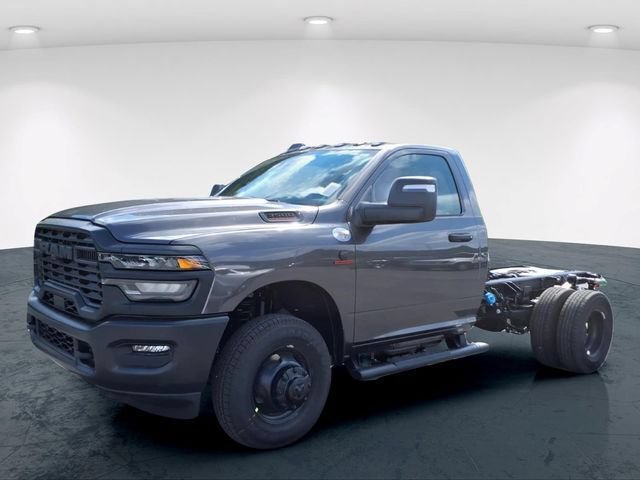 New 2027 RAM 3500 Tradesman AWD/4WD image 2