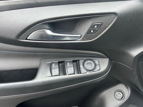 Certified 2024 Buick Envista Sport Touring w/ Convenience I Package image 11