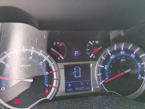 Used 2019 Toyota 4Runner TRD Off-Road Premium AWD/4WD image 12