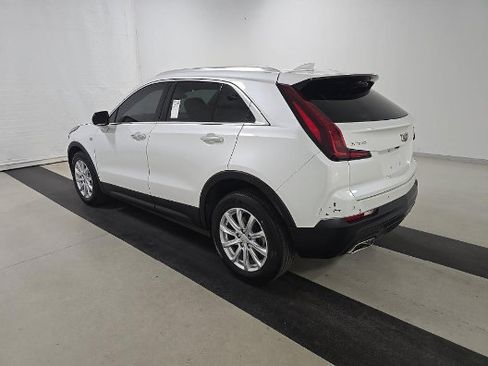 Used 2023 Cadillac XT4 Luxury w/ Driver Awareness Package FWD image 6