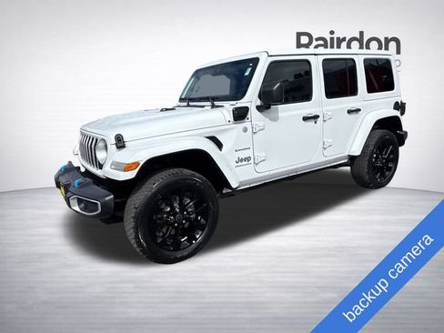 Used 2024 Jeep Wrangler Unlimited Sahara AWD/4WD image 3