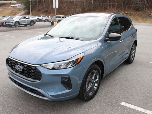 Used 2023 Ford Escape ST-Line w/ Tech Pack #1 image 7