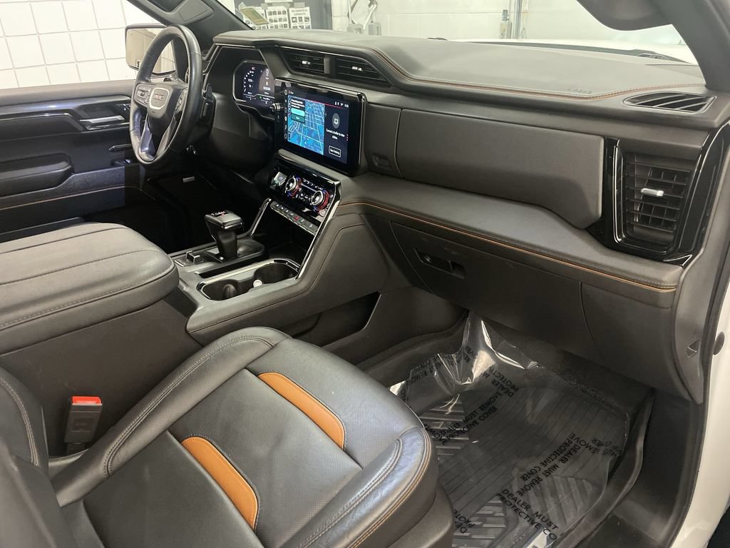 Used 2024 GMC Sierra 1500 AT4 w/ AT4 Premium Package AWD/4WD image 23