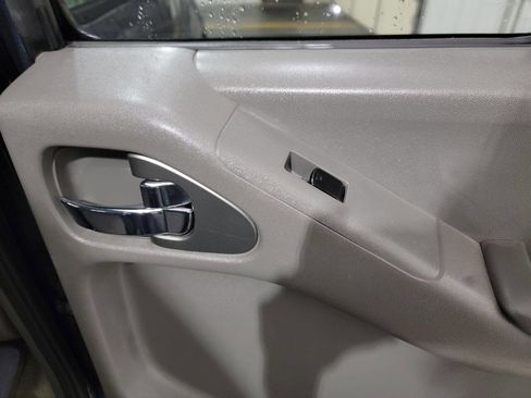 Used 2014 Nissan Frontier SV w/ SV Value Truck Package image 17