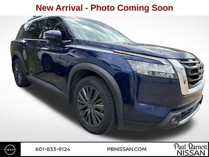 Used 2022 Nissan Pathfinder SL w/ SL Premium Package