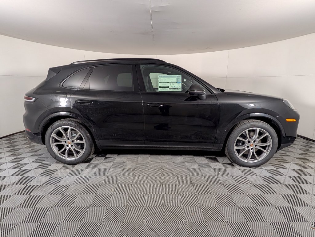 New 2026 Porsche Cayenne AWD/4WD image 8