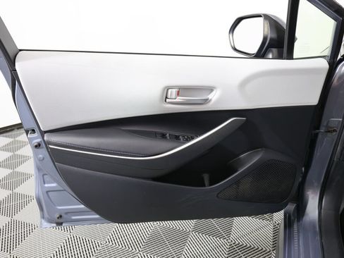 Used 2020 Toyota Corolla SE FWD image 12