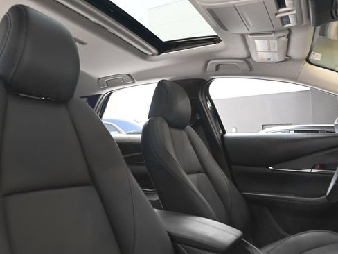 Certified 2024 MAZDA CX-30 AWD 2.5 S w/ Preferred Package image 15