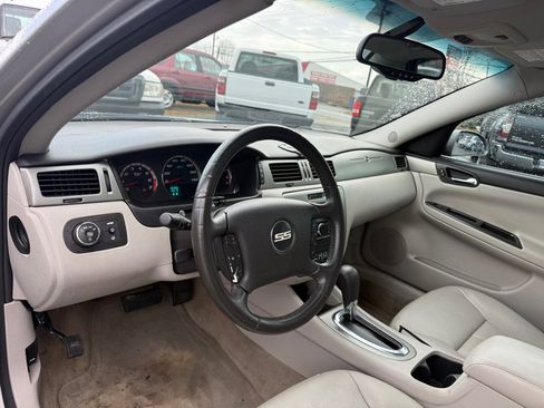Used 2008 Chevrolet Impala SS w/ Convenience Package image 10