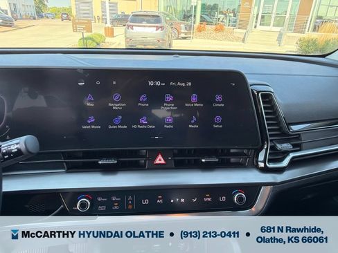 Used 2024 Kia Sportage EX FWD image 8