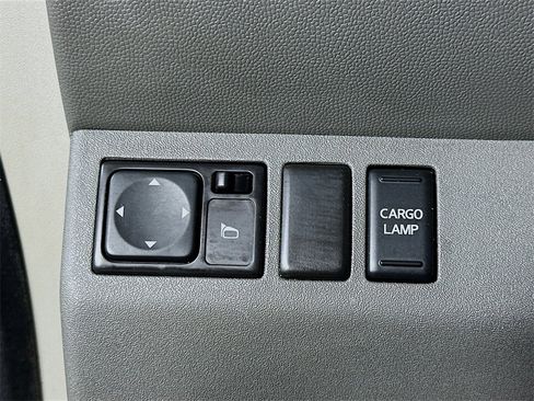 Used 2018 Nissan Frontier SV image 21