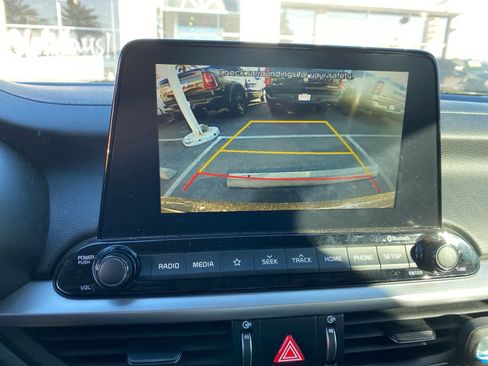 Used 2021 Kia Forte LXS image 15