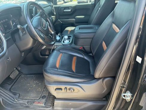 Used 2021 GMC Sierra 1500 AT4 w/ Technology Package AWD/4WD image 14