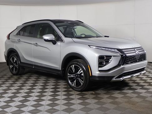 Used 2024 Mitsubishi Eclipse Cross SE image 46
