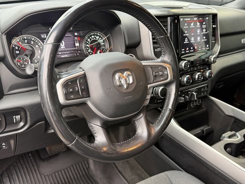 Used 2021 RAM 1500 Big Horn image 10