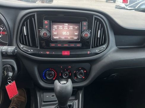 Used 2021 RAM ProMaster City Tradesman w/ Window Group 09 image 28