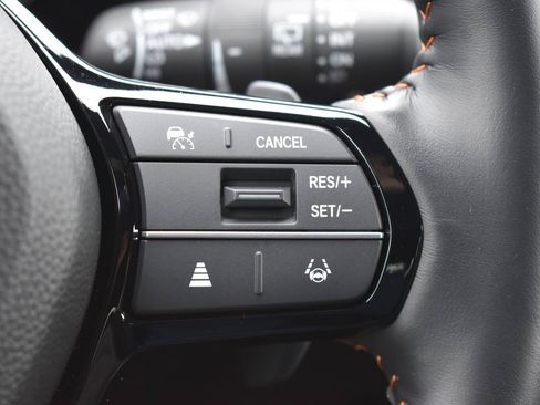 Used 2025 Honda CR-V Sport Touring image 8