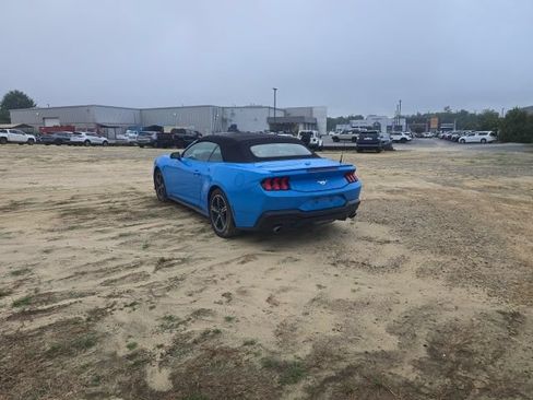 Used 2024 Ford Mustang Premium RWD image 8