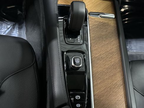Used 2023 Volvo XC90 B6 Plus w/ Protection Package Premier AWD/4WD image 22