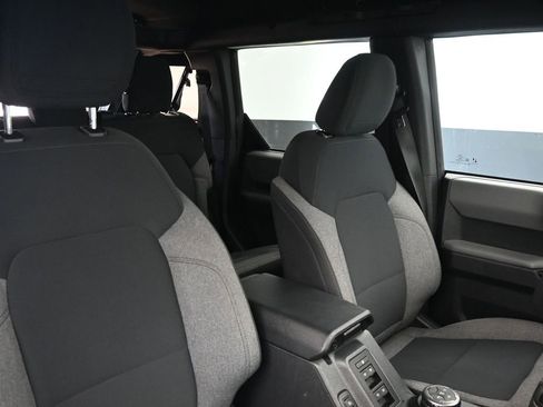 Used 2022 Ford Bronco 4-Door image 11