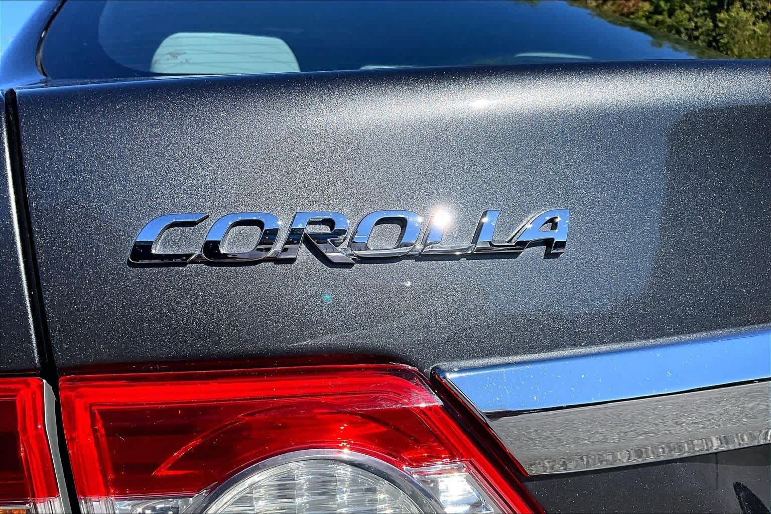 Used 2012 Toyota Corolla LE FWD image 32