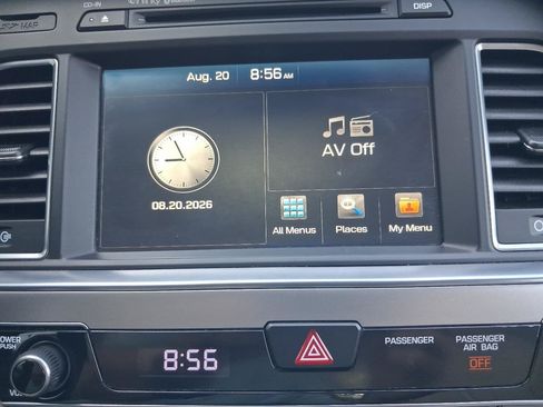 Used 2016 Hyundai Sonata Limited w/ Option Group 05 FWD image 13
