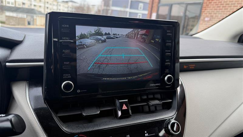 Used 2022 Toyota Corolla LE FWD image 27