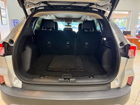 Used 2020 Ford Escape SE Sport image 10