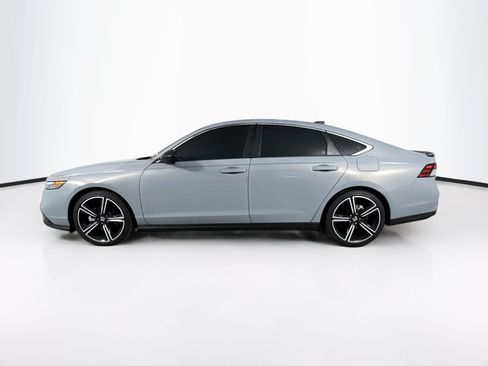Used 2024 Honda Accord Sport image 7