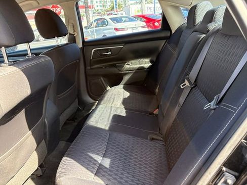 Used 2017 Nissan Altima 2.5 SV image 15