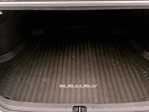 Used 2019 Toyota Camry XSE image 34