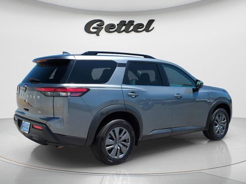 Certified 2025 Nissan Pathfinder SV AWD/4WD image 5