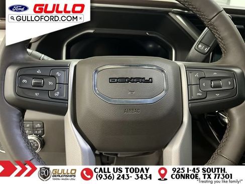 Used 2024 GMC Sierra 3500 Denali w/ Denali Reserve Package AWD/4WD image 23
