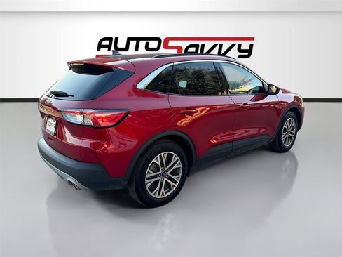 Used 2022 Ford Escape SEL image 7