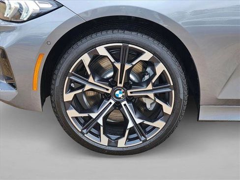 Certified 2026 BMW 330i xDrive Sedan w/ Premium Package AWD/4WD image 18