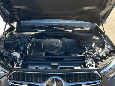 Used 2025 Mercedes-Benz GLC 300 4MATIC image 62