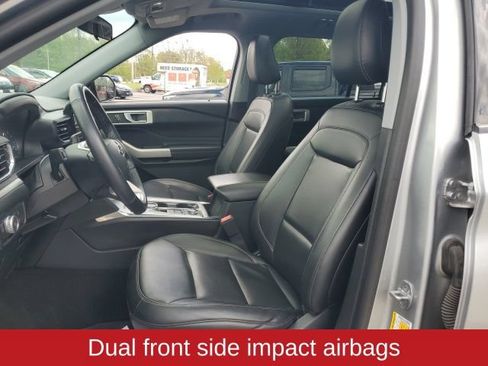 Used 2022 Ford Explorer XLT w/ Equipment Group 202A AWD/4WD image 27
