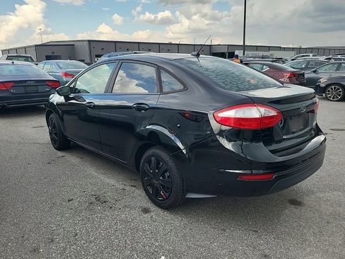 Used 2017 Ford Fiesta S image 3