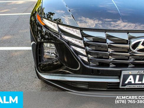 Used 2023 Hyundai Tucson SE image 12