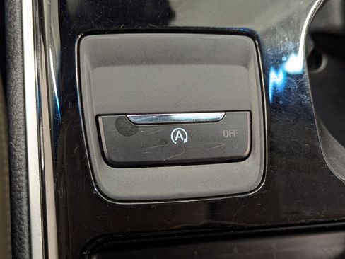 Used 2020 Ford Edge SEL w/ Convenience Package image 25