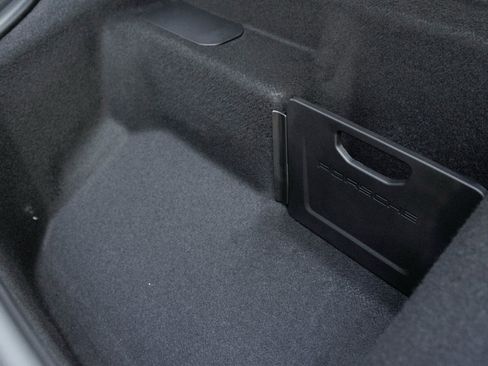 New 2026 Porsche Macan 4S Electric image 40