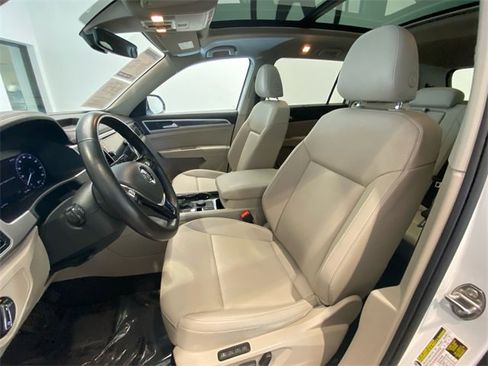 Used 2019 Volkswagen Atlas SEL image 11