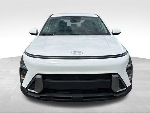 New 2026 Hyundai Kona SE FWD image 8
